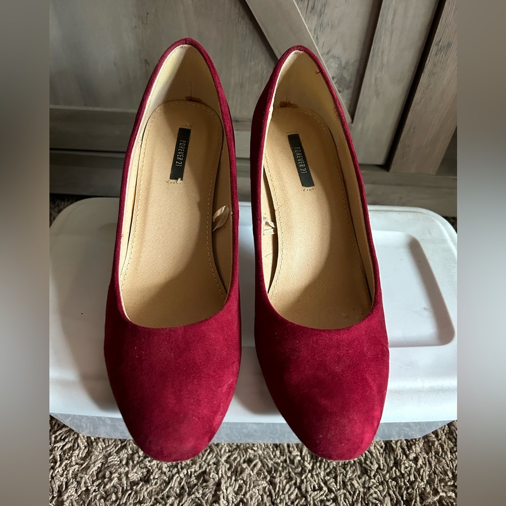 Forever 21 pumps